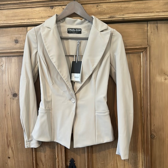 Chiara Boni Blazer - Picture 4 of 11